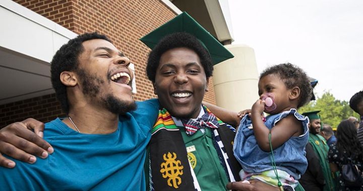 Commencement 2019. Photo by: Ron Aira/Creative Services/George Mason University